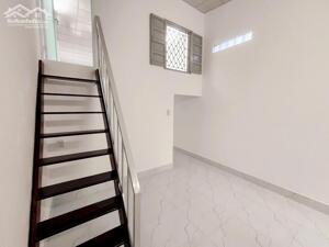 Bán nhà mới ngay trung tâm Nha Trang - gần Cầu Hộ, p. Ngọc Hiệp