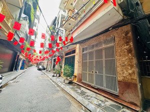 nhà đẹp thanh xuân phân lô vỉa hè ô tô tránh không ngập giữ tiền dòng tiền tốt