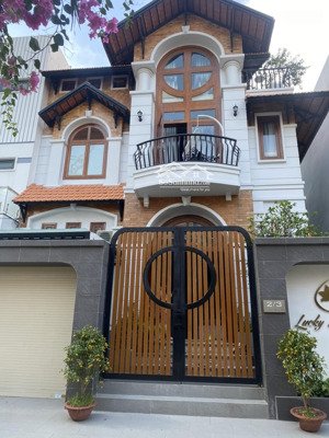 siêu vị trí ! bán nhà đường lê văn sỹ quận 3 ( 9x20m) 3 tầng, thông ra trường sa giá cực tốt 39 tỷ