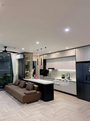 em bán căn n03t6 3 ngủ 121m2 full đồ đẹp giá từ 12 tỷ hơn lh em 092363502/zalo