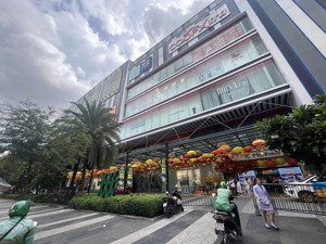 siêu vị trí- bán nhà đường sư vạn hạnh quận 10 (8x15m) 3 tầng-sát vạn hạnh mall giá chỉ 37 tỷ