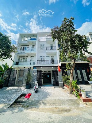 bán nhà phố đẹp 5m x 18m, 4 tầng, giá chỉ 16 tỷ. mặt tiền đường d1, phường phú mỹ, quận 7