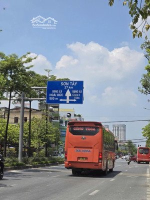 duy nhất mặt đường 32 ,dt 140m2,mt rộng 6m