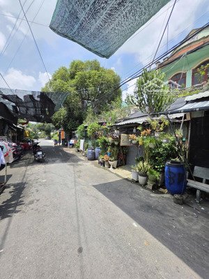 3.05 tỷ / bán dãy trọ 1kiot 4 phòng gần đường 22 tháng 12 chỉ 100m, p.thuận giao, tp.thuận an