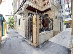 bán nhà dòng tiền 40tr/tháng ngõ nông gần phố 12 tỷ 50m 4 tầng mt 6,3m xuân thuỷ cầu giấy