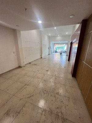 mt hoàng văn thụ, 1tr, 1lửng, 3l,trống suốt, thích hợp làm vp,cty,chdv