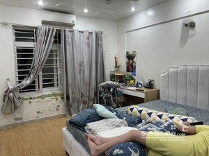 bán nhà phố đào tấn, ngõ nông thông thoáng, dân xây, còn mới ở ngay, dt 45m2 chỉ 10,x tỷ