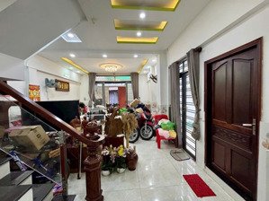 megalive 3 lầu hxh 6.8x13 quang trung p. 10 gò vấp