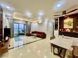 giá bao toàn thị trường hpc landmark 155m2 4pn 2wc, 2 bc phòng ngủ, 1 bc vườn treo 22m2 phòng khách