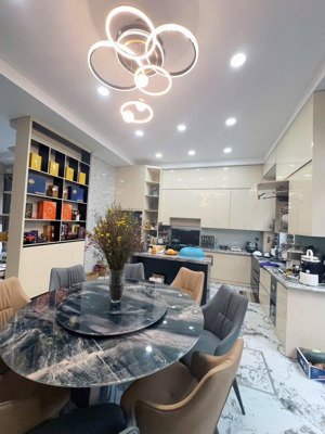 biệt thự hà đông 200 m2 4 tầng hoàn thiện đẹp long lanh giá hợp lý nhỉnh 33 tỷ