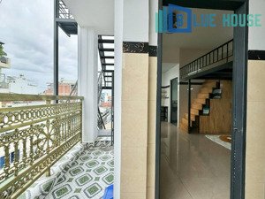 cho thuê phòng gần aeon tân phú gác cao - ban công riêng - trống sẵn ở ngay.