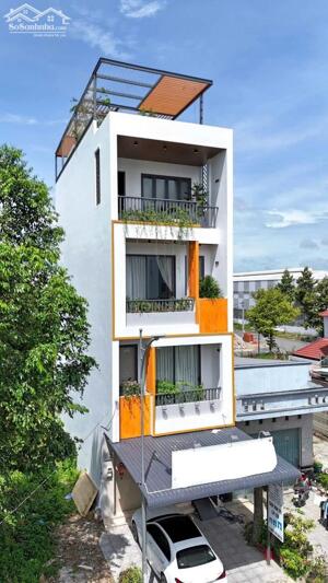 Nhà 1 trệt 4 lầu có thang máy - Khu Dân Cư Hồng Loan 6A