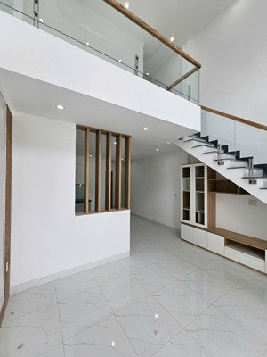 bán gấp nhà trệt lửng giá rẻ ngay cuối đường đồng khởi sổ riêng thổ cư, tt 368tr nhận nhà ở ngay