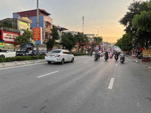 nhà 2,5 tầng mặt đường trường chinh - 91,04m2 - vị trí đẹp