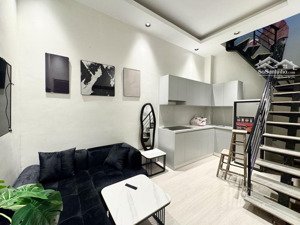 hơn 4 tỷ nhà sổ riêng trung tâm đống đa