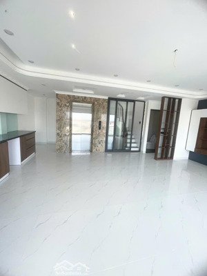 siêu vip nhà 7 tầng vân canh 40m2 lô góc -thang máy ngõ to giá 7.3 tỷ