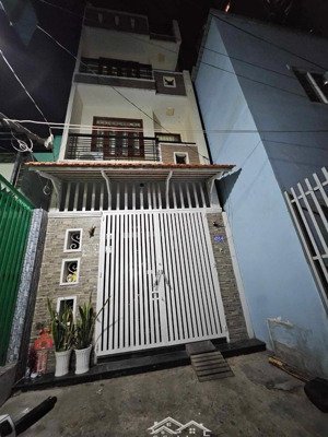 quận 6 - gần cc him lam - 4 tầng - 4pn - dtsd 226m2 - cạnh hxh - shr hc đủ - chủ hạ 1 tỷ còn 7,5 tỷ