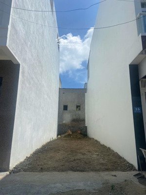 cần bán lô đất mt đường lê văn miến - hòn xện - vĩnh hoà - nha trang