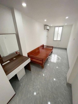 hạ giá ngay 100 triệu hàng hiếm nhà 2 tầng đẹp mặt đường đình vũ giá chỉ hơn 1 tỷ