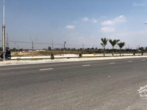 cần chuyển nhượng đất thương mại dịch vụ