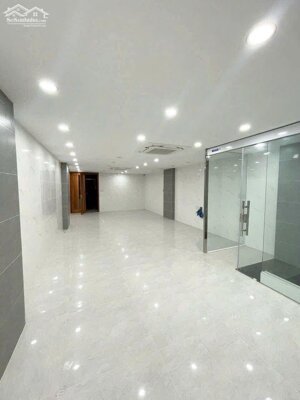 Cho thuê nhà mt 5 tầng có thang máy ninh kiều- cần thơ | dtsd 600m² Nga 0908870559