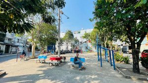 bán nhà 3 tầng mặt tiền kinh doanh đường số 8 ngay hoàng diệu 2 trung tâm thủ đức ra trạm metro 4p