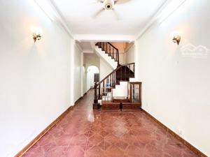 bán nhà khương trung 60m2 , tin chuẩn , không qh