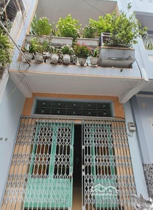 bán nhà xe hơi vào tận cửa, 55m2 nở hậu, ngay tô hiến thành q.10 chỉ 9.6 tỷ