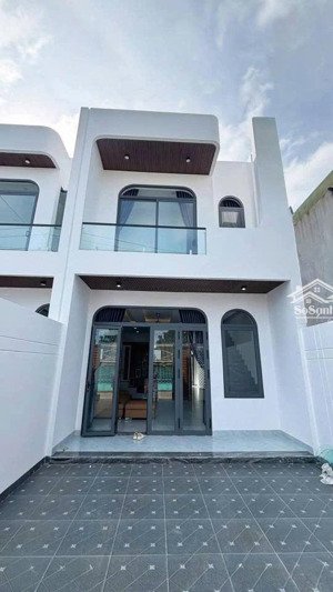 bán nhà gần vòng xoay võ văn kiệt gần trung tâm tp. thủ dầu một