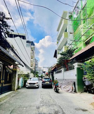 bđs đầu tư thảo điền - nhà 4tầng mt đường 10m cách trục nguyễn văn hưởng 400m - giá bán 40 tỷ