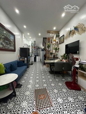 nhà hồ tùng mậu, ngay chân cầu mai dịch nhỉnh 8 tỷ lô góc, dt 30m2, nhà 5 tầng