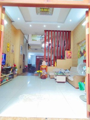 bán nhà 5 x 19m 3 lầu _ hẻm xe tải đường lê trọng tấn phường bình hưng hòa quận bình tân.