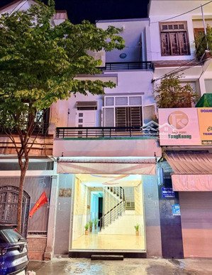 bán nhà 3 tầng mặt tiền phù đổng trục vàng trung tâm, nơi giá trị sống và đầu tư hội tụ