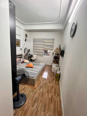 Cho thuê nhà kinh doanh,vp Láng Hạ, 50m2, 4 tầng, 5 ngủ, 17 triệu