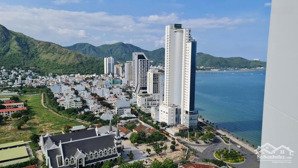 bán căn 2 phòng ngủ view biển , đang cho thuê 19tr/tháng, sudio giá 2.8ty 