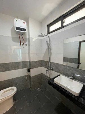 bán nhà kim chung lai xá - trịnh văn bô 32m2 5 tầng ô tô đỗ cửa