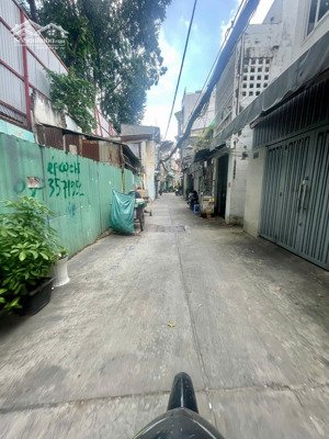 bán nhà hẻm 2m đường xvnt, phường 21, nhà còn đẹp vô ở ngay