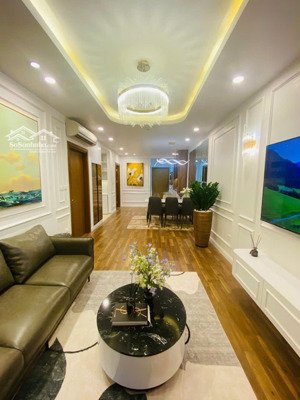 chính chủ bán cắt lỗ căn 2n2vs 84m2 ở goldmark tầng trung, view nội khu đẹp giá 6 tỷ. lh 