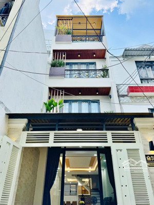 ( nhà mới - hẻm 8m ) bán nhà ung văn khiêm cạnh đh công nghệ ,dt 67 m2 ( 3,7 x 16 ) ,giá 13,5 tỷ