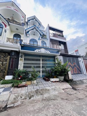 bán nhà 2 lầu cồn khương dt 5x20- giá 6 tỷ