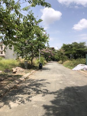 bán đất nền tại bưng ông thoàn, 5,2 tỷ, 80m2, giá tốt, uy tín