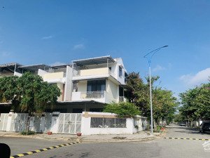 cho thuê nhà 3 tầng view công viên - vị trí lô góc, kđt thiên mỹ lộc (vsip quảng ngãi)