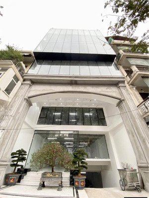 cho thuê nhà mặt phố nguyễn ngọc nại vị trí đẹp, nhà mới, dt 120m2 x 7 tầng, mt6.5m, giá 105 tr