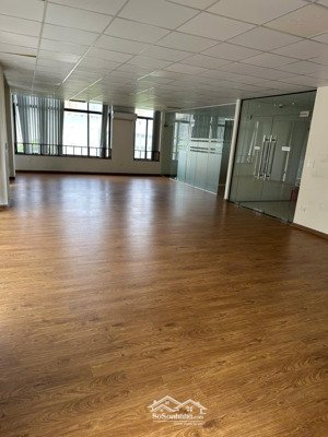 cho thuê toà nhà mặt phố đẹp nhất đường khúc thừa dụ, 285 tr/1 thang 150m2 x 7 tầng nổi + tầng hầm