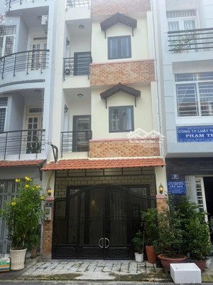 chính chủ cần bán nhà đường số p. bình thuận trệt 3 lầu, nhà đẹp 10,5 tỷ/ tl