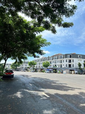 một căn ecocity premia giá tốt nhất dự án chỉ 5,8 tỷ/ căn, sổ sẵn, công chứng ngay