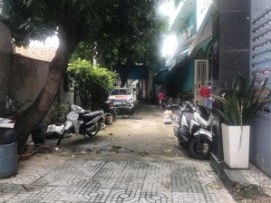 siêu phẩm hẻm xe hơi 9x12m=108m 3 tầng. vị trí víp 30m ra mặt tiền lê văn khương. shr