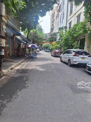 mặt phố kim hoa kinh doanh sầm uất tài chính hợp lý nhỉnh 9 tỷ