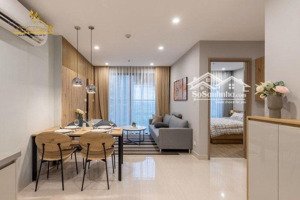 chính chủ cần bán gấp căn hộ 2pn, diện tích 68m2 giá 2,6 tỷ. lh 