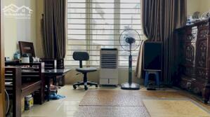 BÁN! Nhà Phân Lô Ô TÔ, Lê Văn Hiến, Bắc Từ Liêm, 42m2, 5T, MT 4m, 10 tỷ, Ô Tô Vào, KD,VP